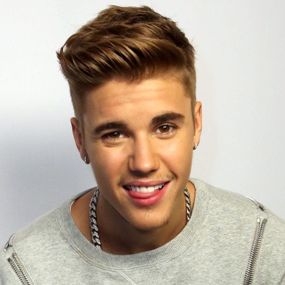 070815-topics-music-justin-bieber