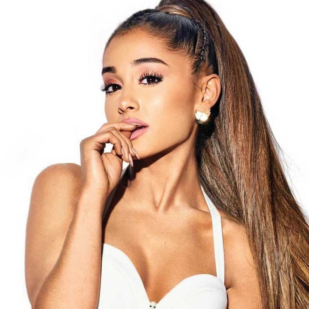 Ariana-Grande-Cosmopolitan-Photoshoot-2017-04