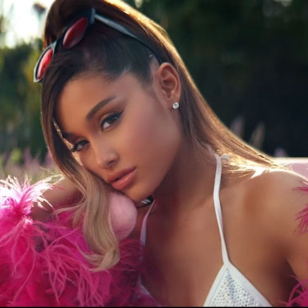 Ariana-grande-thank-u-next-video-pete-davidson-movies