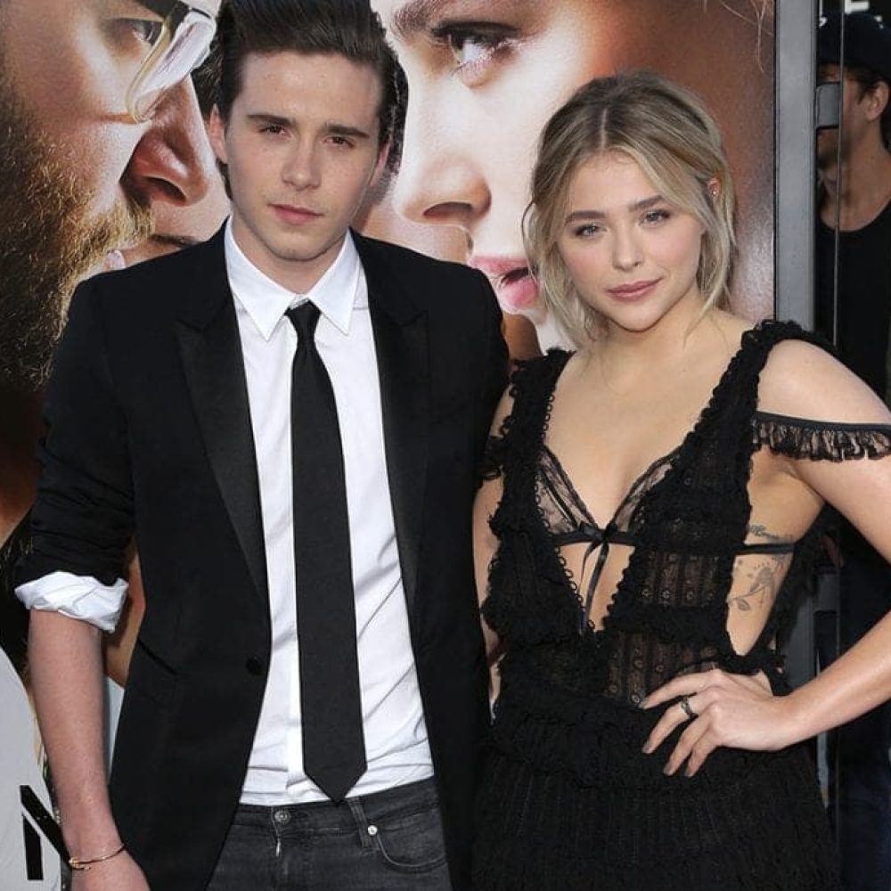 Chloe-Moretz-and-Brooklyn-920x690