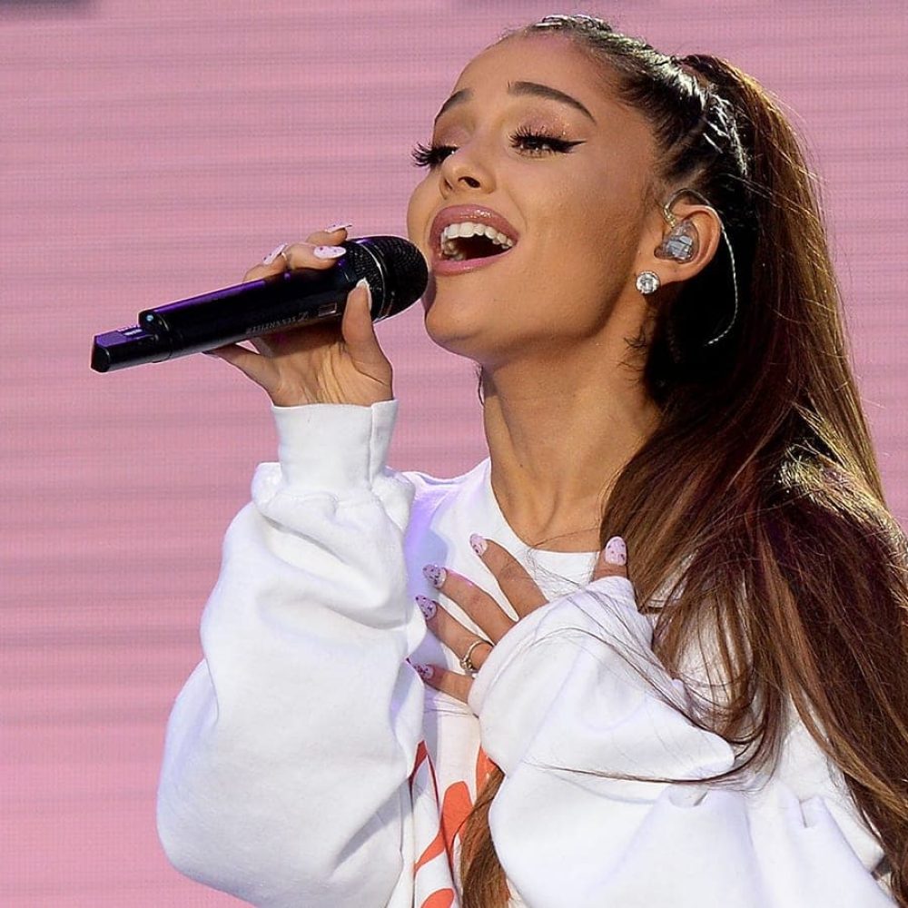 ariana-grande-one-love-manchester-benefit-concert