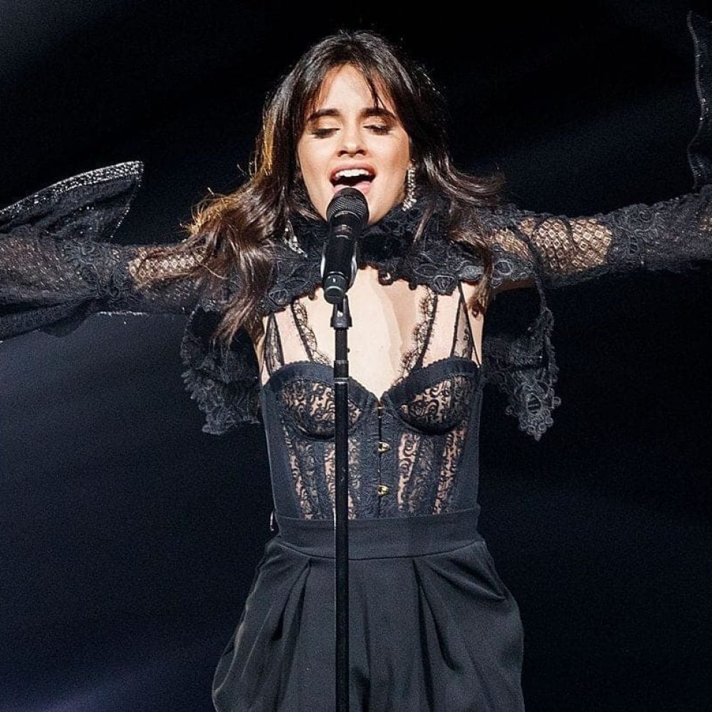 camila-cabello-debuts-new-songs-scar-tissue-and-sangria-wine-on-tour