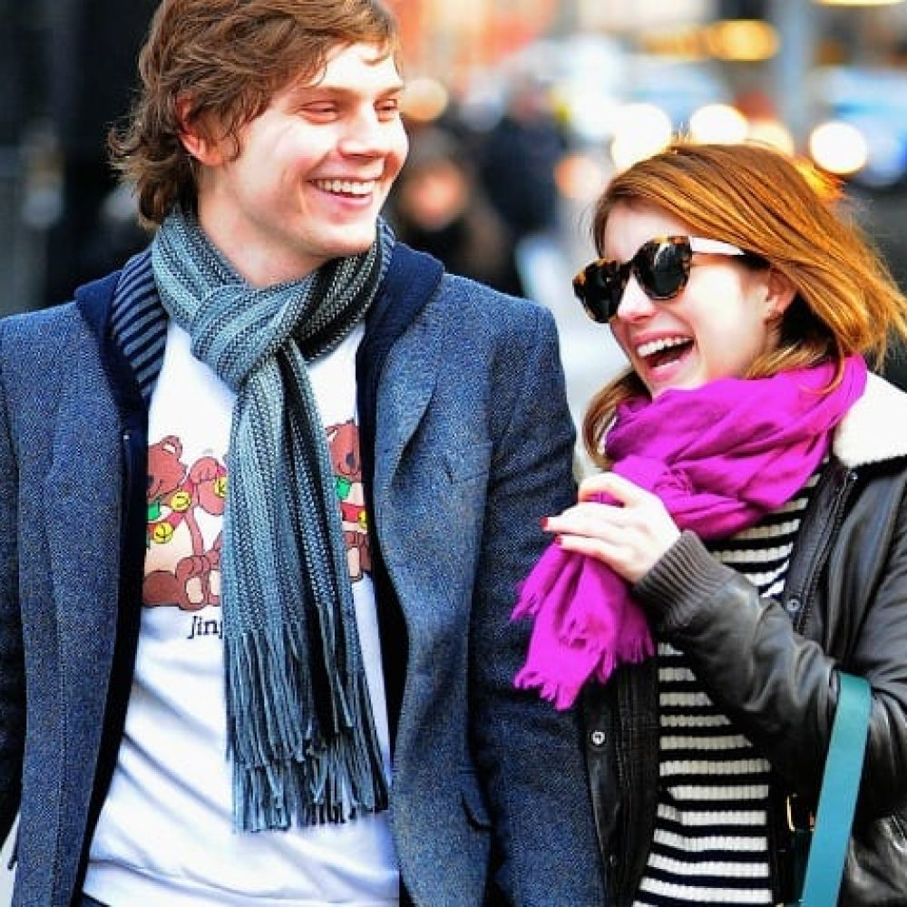 NEW YORK, NY - JANUARY 08: Emma Roberts and Evan Peters are seen in Midtown on January 8, 2013 in New York City. (Photo by Alo Ceballos/FilmMagic)