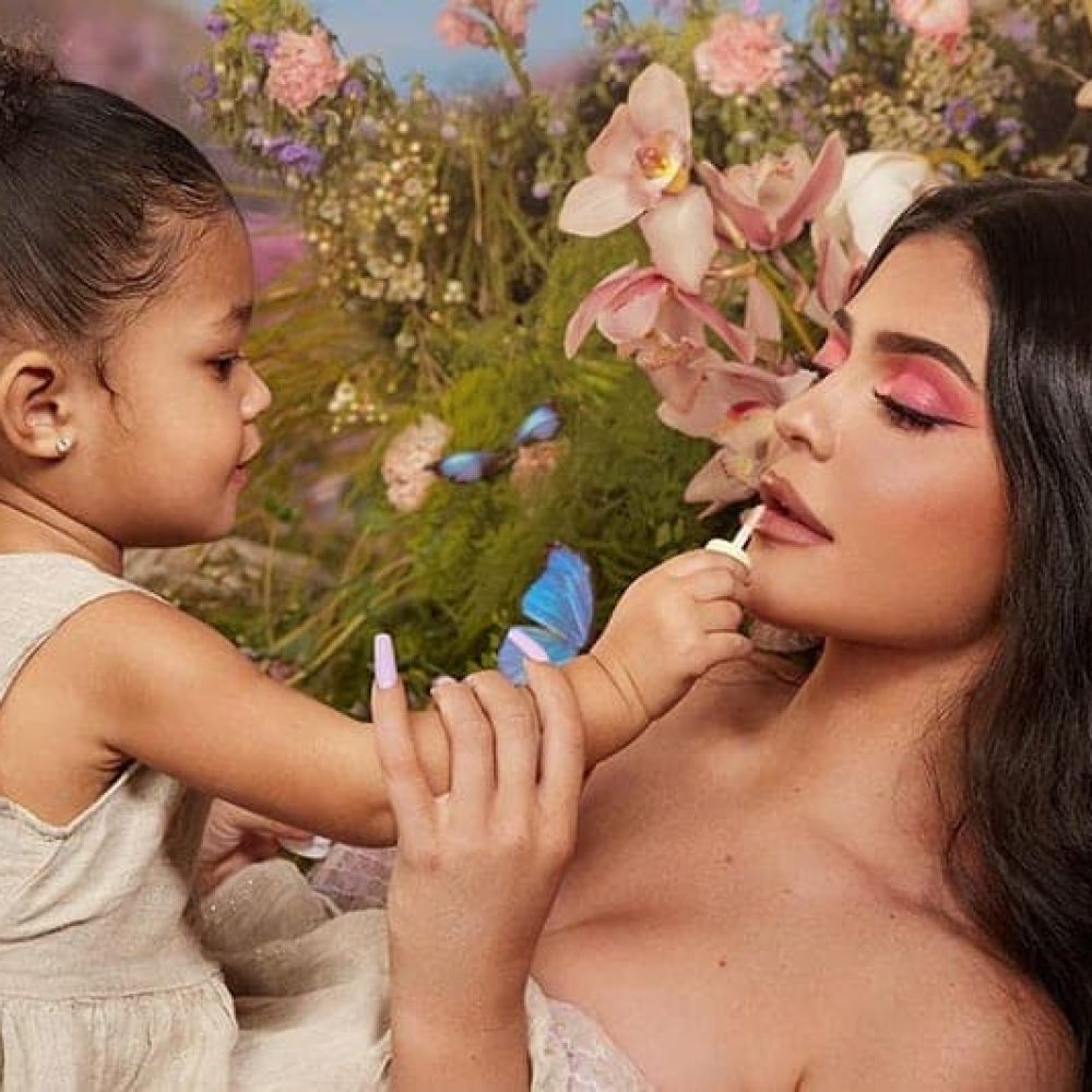 kylie jenner stormi