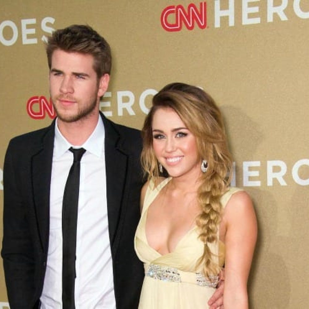 liam-hemsworth-i-miley-cyrus-naslovna