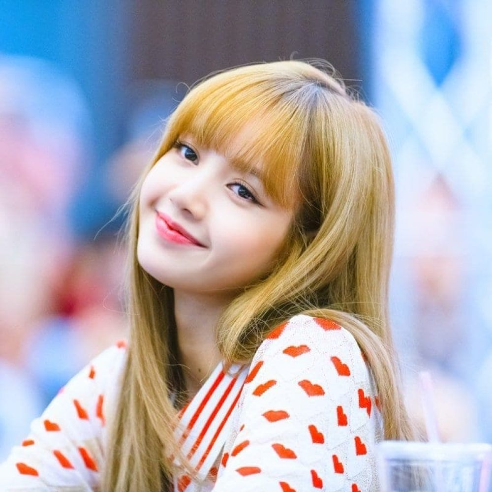 lisa blackpink