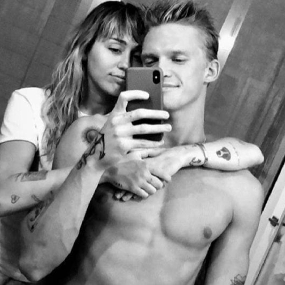 miley cyrus cody simpson